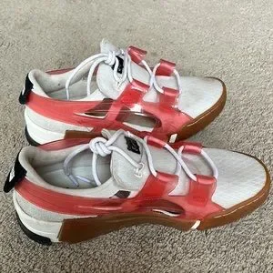 Big logo runner sandal clearance